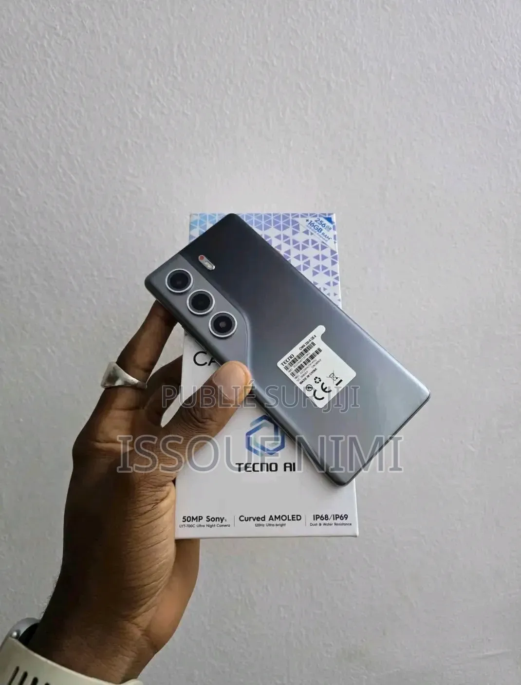 Nouveau Tecno Camon 40 Pro 4G 256 GB Autre