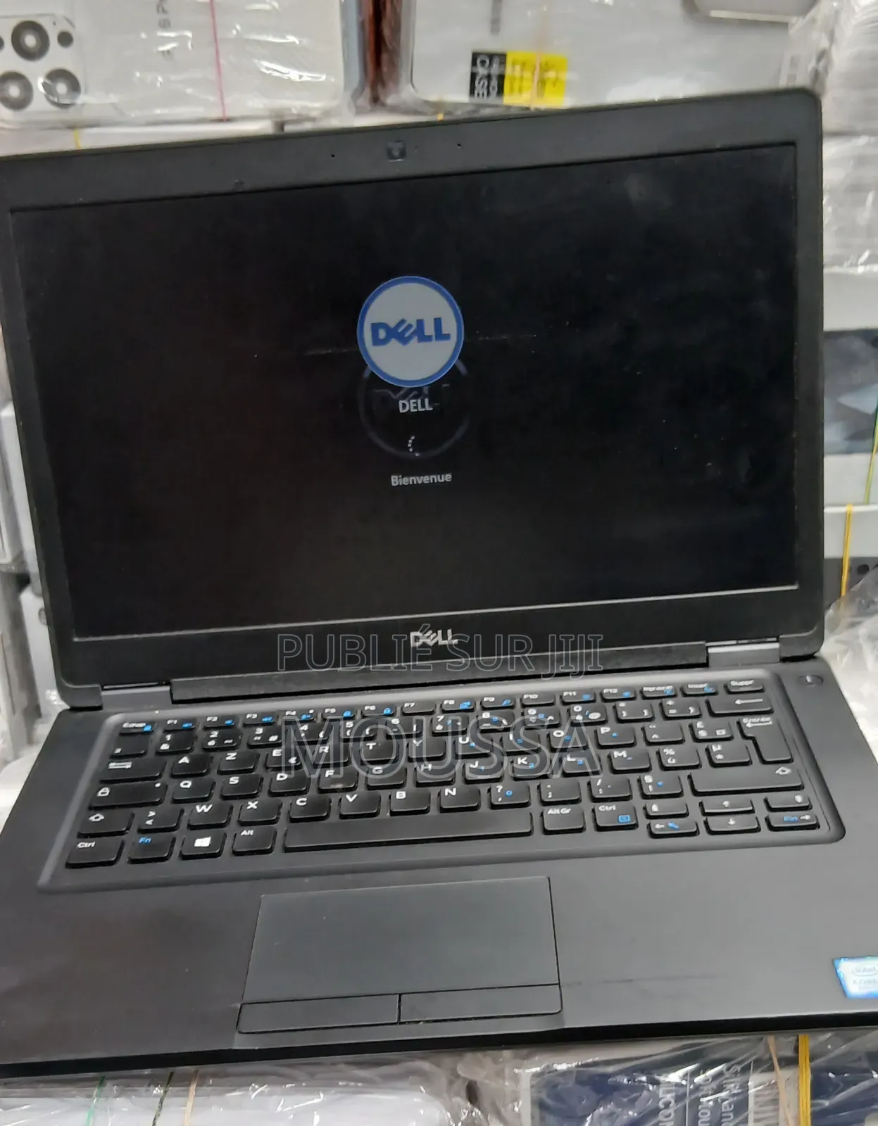 Ordinateur portable Dell Latitude 5400 8GB Intel Core i7 SSD 256GB