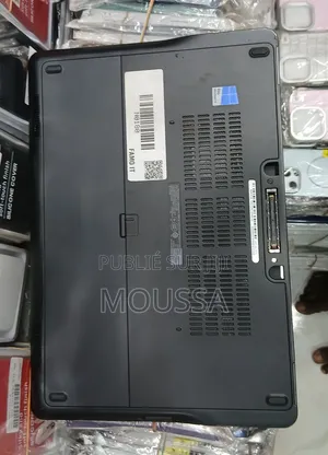 Ordinateur portable Dell Latitude 5410 8GB Intel Core i5 SSD 512GB