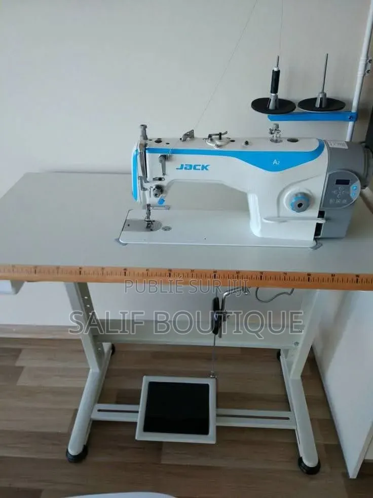 Machine À Coudre