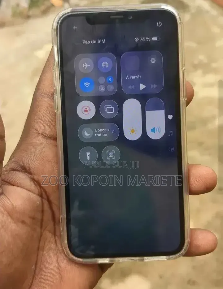 Nouveau Apple iPhone 11 Pro 64 GB Autre