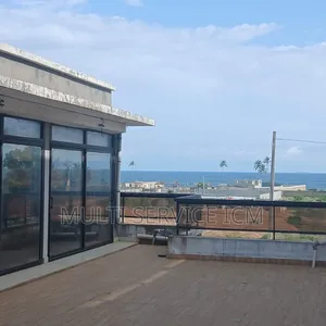 Meublé 6chbre Duplex dans Grand-Bassam à Vendre