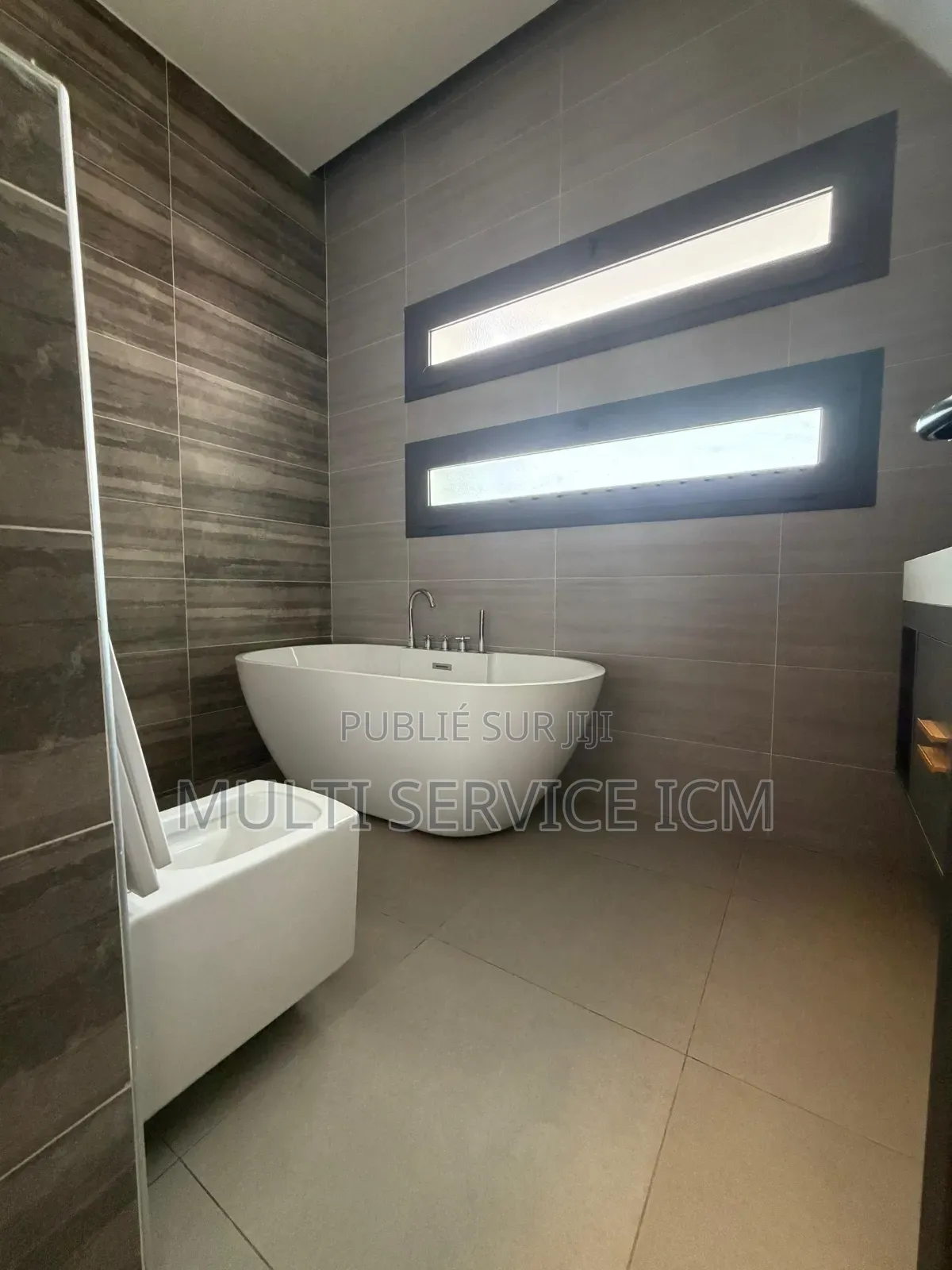 Meublé 6chbre Duplex dans Ismaël Coulibaly, Cocody à Vendre