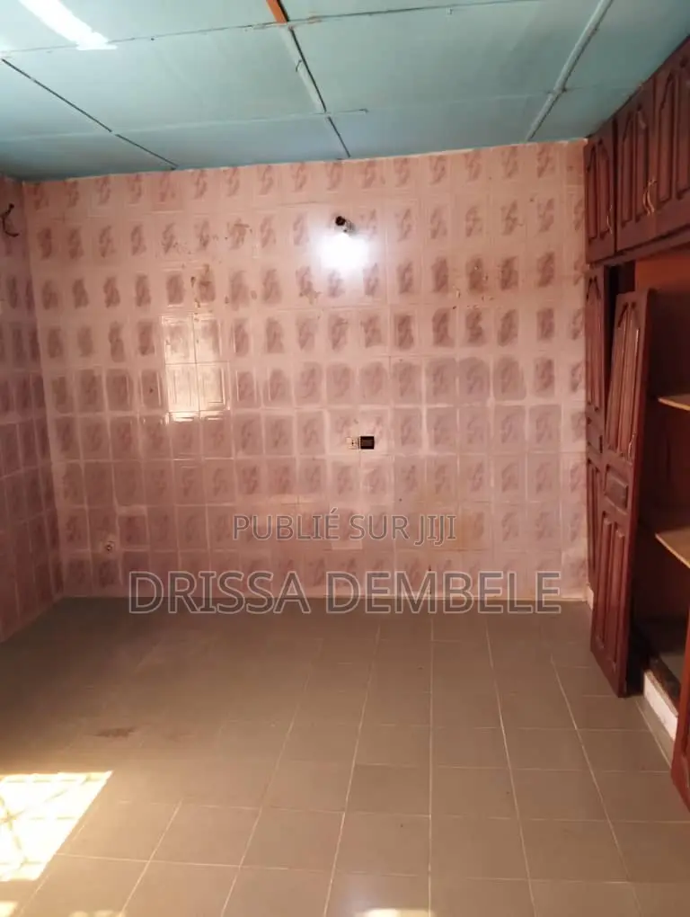 4chbre Villa dans Korhogo à Vendre