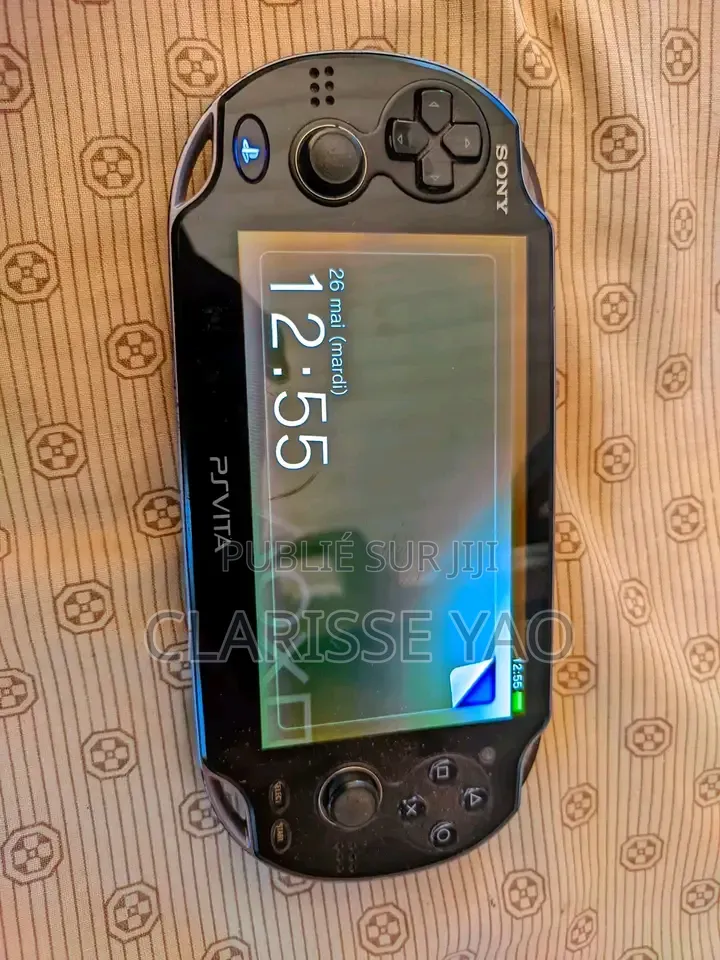 Ps Vita Avec 80 Jeux