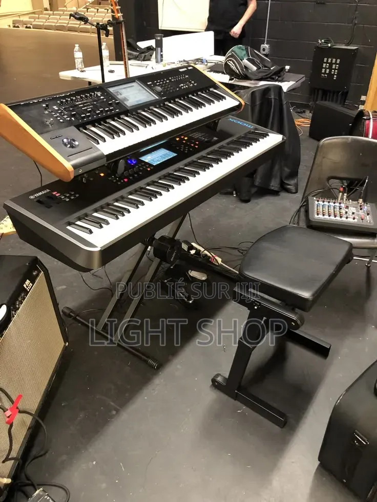 Piano Neuf