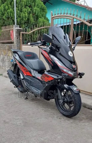 Nouveau Yamaha NMAX 155 2025 Blanc
