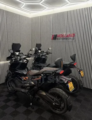 Nouveau Yamaha NMAX 155 2023 Argenté