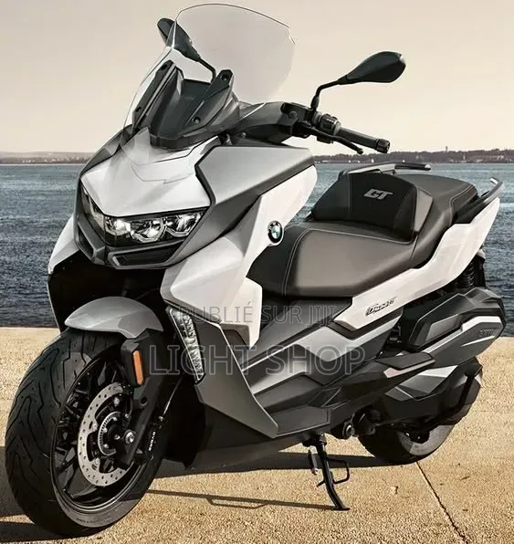 Nouveau Yamaha NMAX 155 2023 Argenté