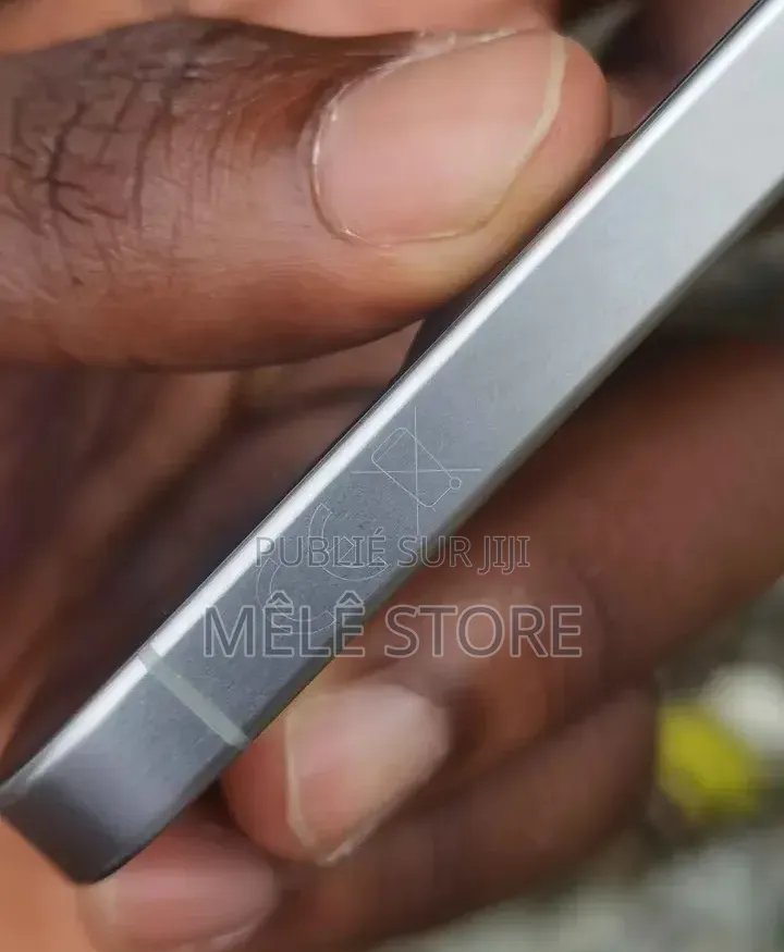 Nouveau Apple iPhone 15 Pro 128 GB Blanc
