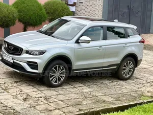 Geely Azkarra 2024 Gris