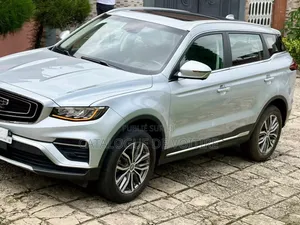 Geely Azkarra 2024 Gris