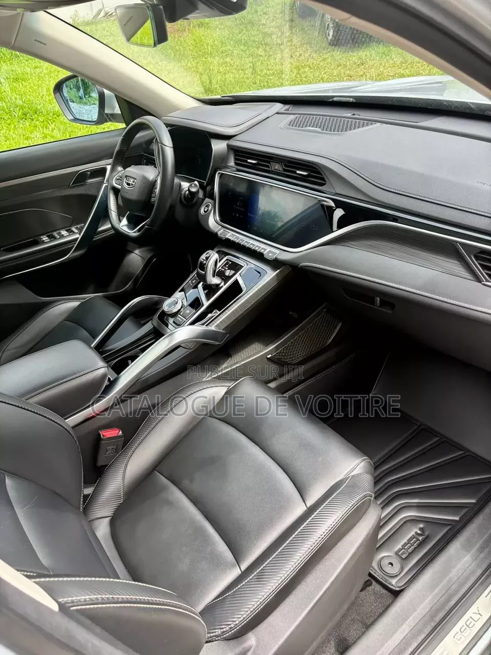 Geely Azkarra 2024 Gris