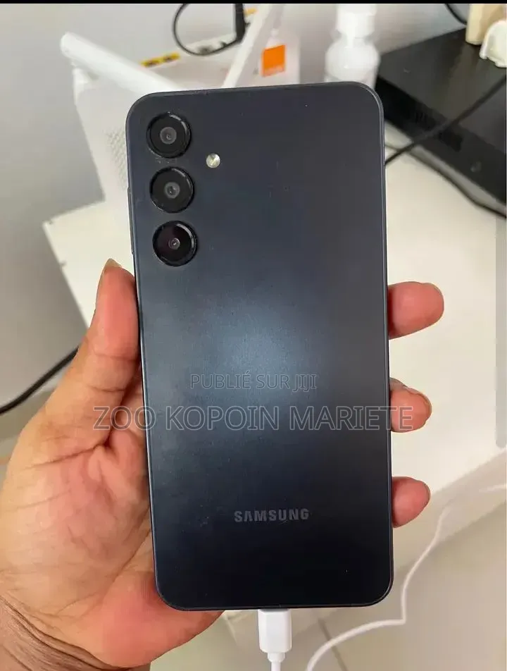 Nouveau Samsung Galaxy A16 5G 128 GB Noir