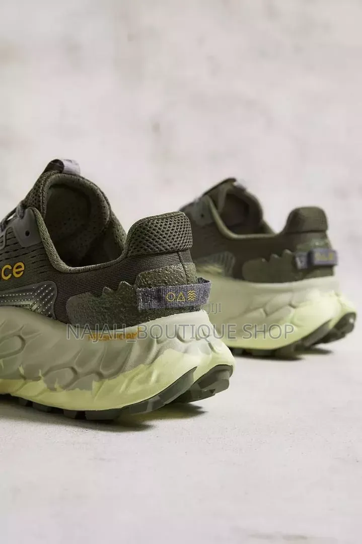 New Balance Fresh Foam X More Trail V3. [1]