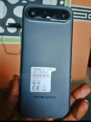 Nouveau Tecno Spark Slim 256 GB Violet