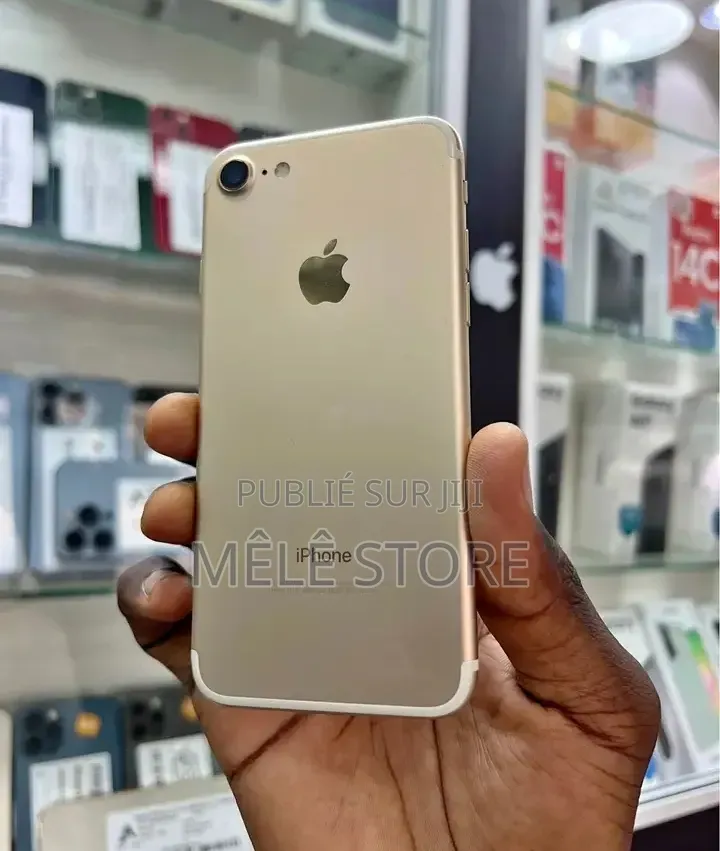 Nouveau Apple iPhone 7 32 GB Blanc