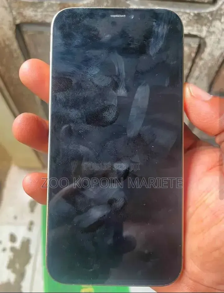 Nouveau Apple iPhone 12 Pro 128 GB Blanc