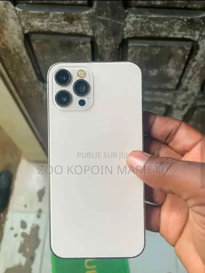 Nouveau Apple iPhone 12 Pro 128 GB Blanc