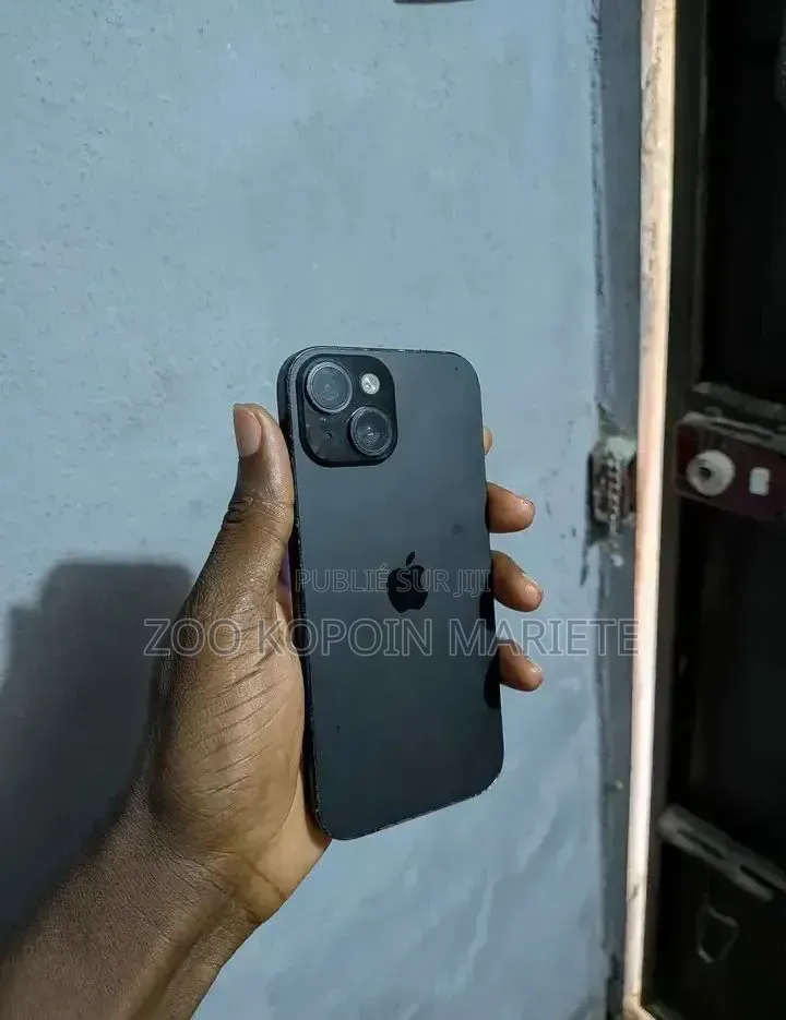 Nouveau Apple iPhone 15 512 GB Noir