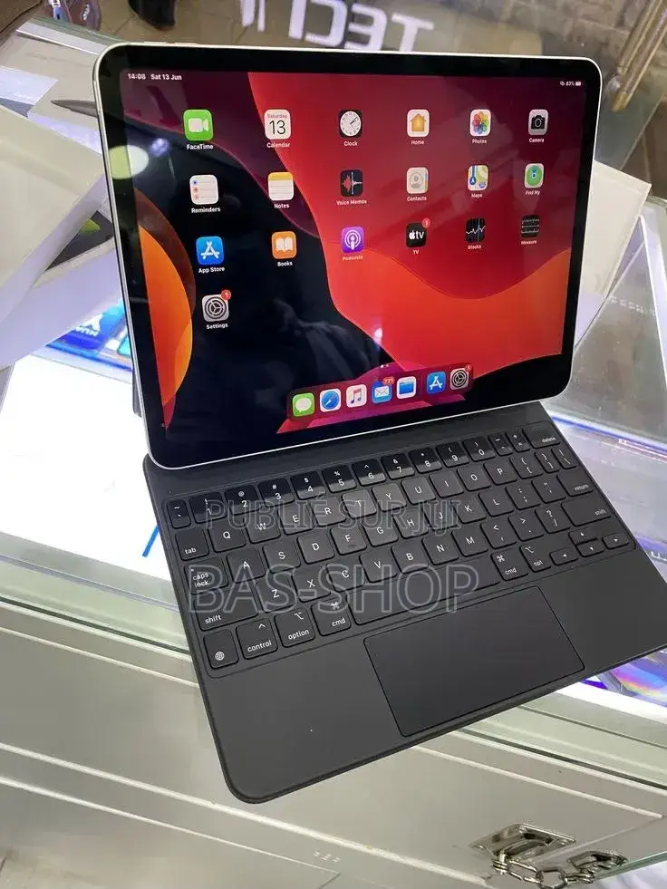 Nouveau Apple iPad Pro 12.9 (2022) 512 GB Argenté