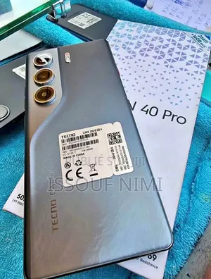 Nouveau Tecno Camon 40 Pro 4G 256 GB Autre