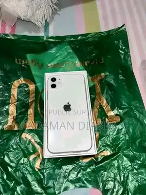 Nouveau Apple iPhone 11 64 GB Blanc