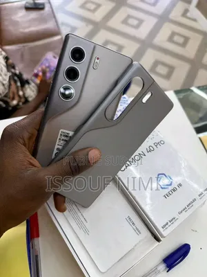 Nouveau Tecno Camon 40 Pro 4G 256 GB Autre