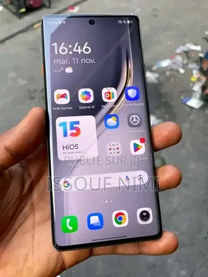 Nouveau Tecno Camon 40 Pro 4G 256 GB Autre