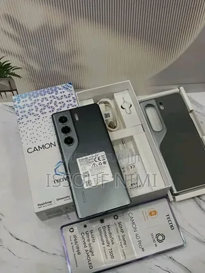 Nouveau Tecno Camon 40 Pro 4G 256 GB Autre