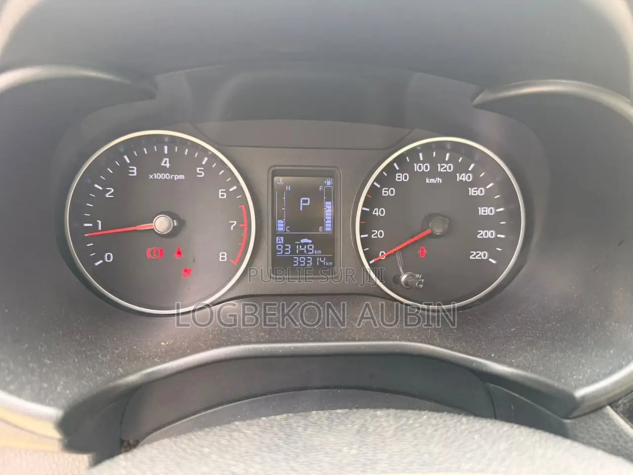 Kia Pegas 2022 Gris