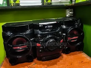 LG Bass Blast 230 Watts RMS