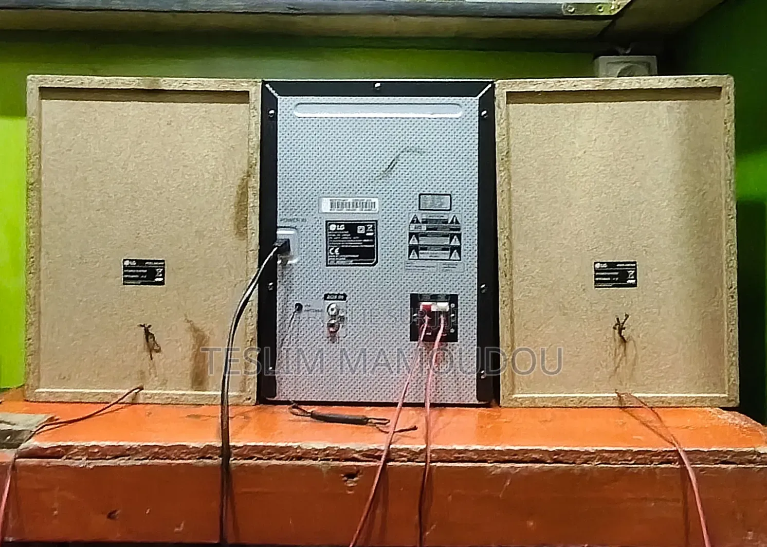 LG Bass Blast 230 Watts RMS