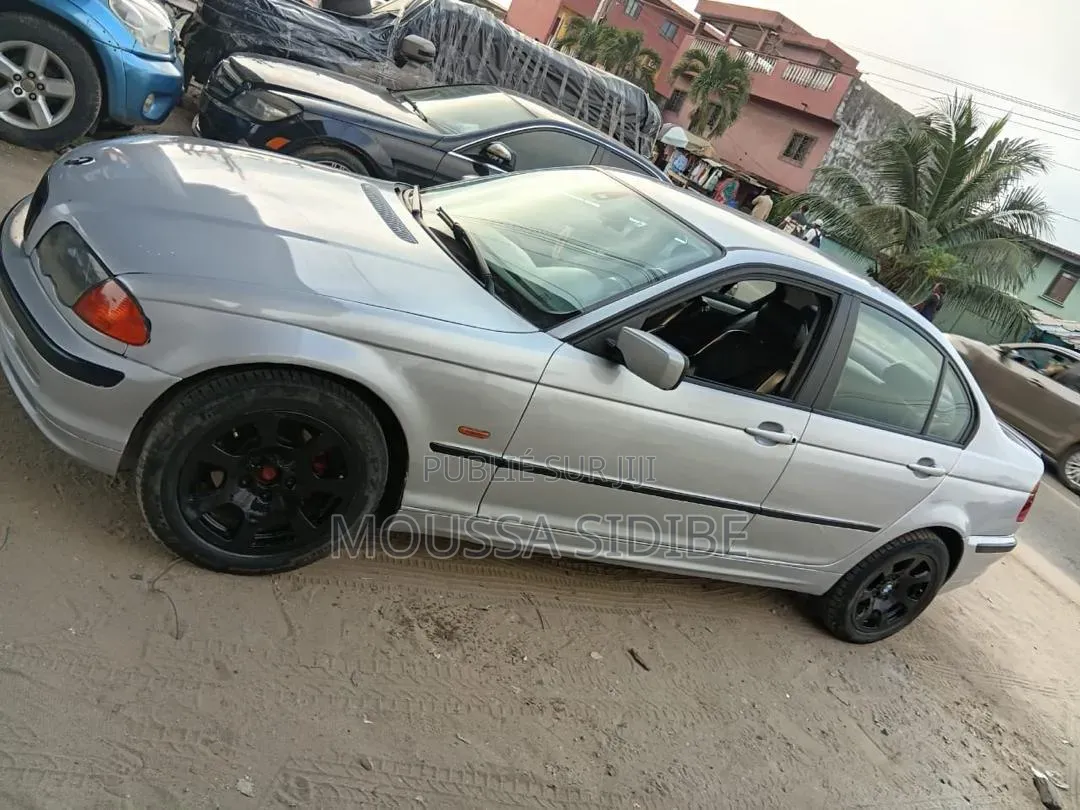 BMW 3 Series 2004 Gris