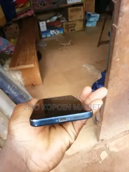Nouveau Apple iPhone 17 Pro Max 512 GB Violet