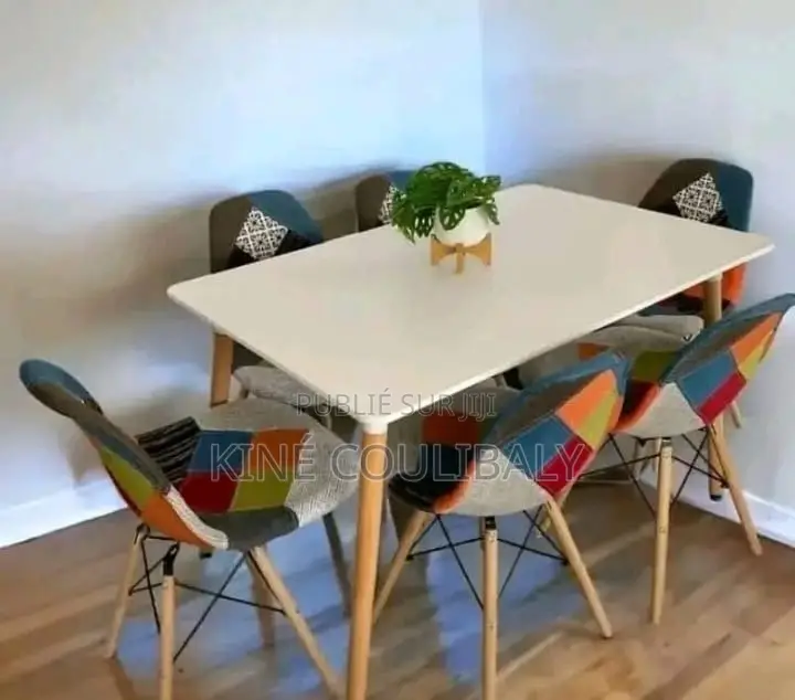 Table À Manger