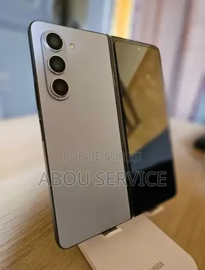 Nouveau Samsung Galaxy Z Fold 5 512 GB Autre