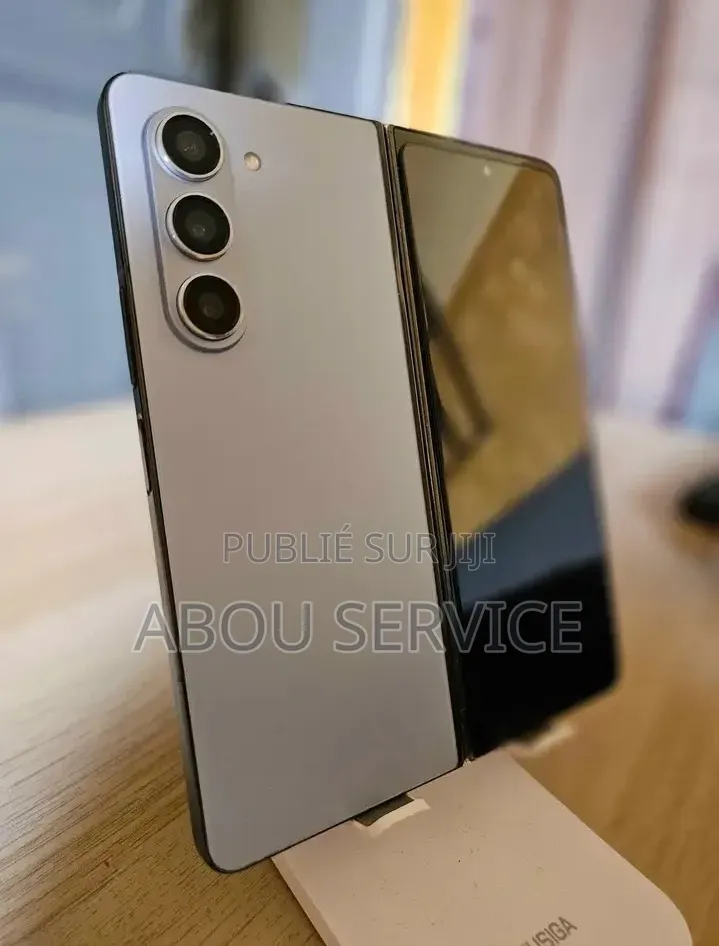 Nouveau Samsung Galaxy Z Fold 5 512 GB Autre