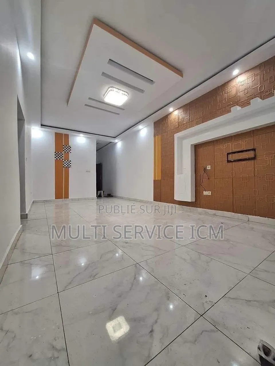 Meublé 2chbre Appartement dans Ismaël Coulibaly, Cocody à Vendre