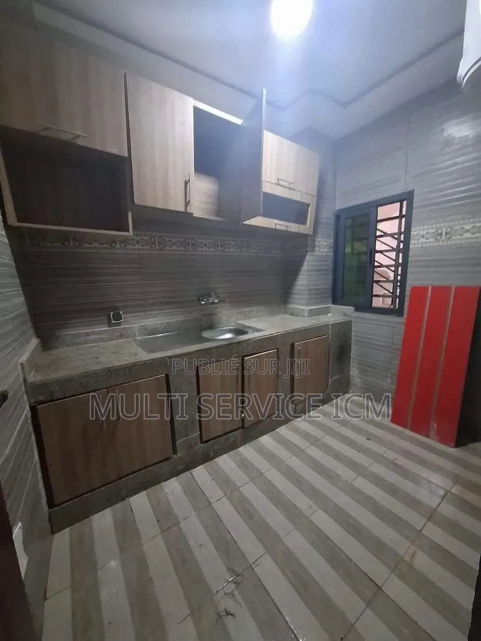 Meublé 2chbre Appartement dans Ismaël Coulibaly, Cocody à Vendre