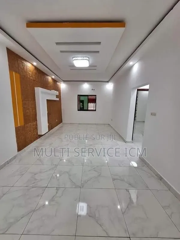 Meublé 2chbre Appartement dans Ismaël Coulibaly, Cocody à Vendre
