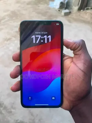 Nouveau Apple iPhone 11 Pro 64 GB Autre