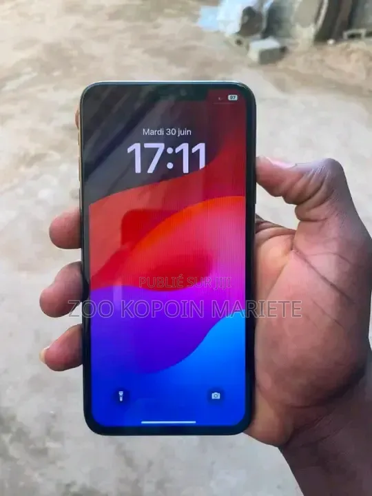 Nouveau Apple iPhone 11 Pro 64 GB Autre