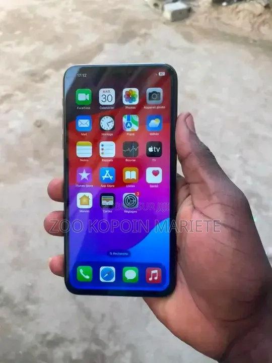 Nouveau Apple iPhone 11 Pro 64 GB Autre
