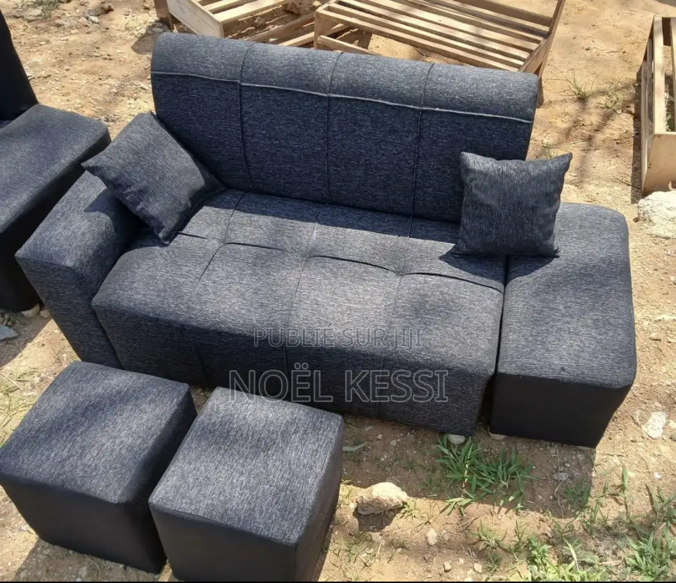 Canapé DISPONIBLE