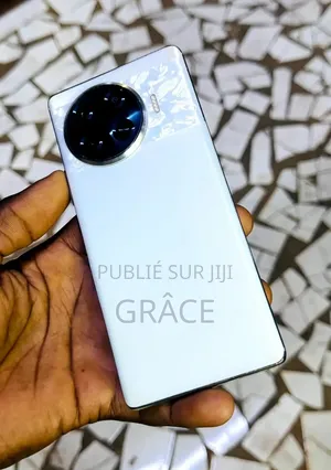 Nouveau Tecno Spark 20 128 GB Blanc