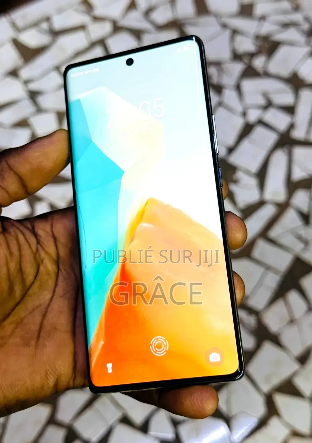 Nouveau Tecno Spark 20 128 GB Blanc
