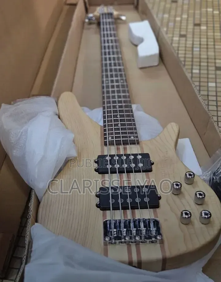 Guitare Bass