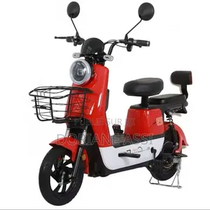 C'est Un Scooter Électrique Urbain