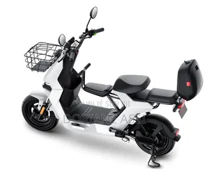C'est Un Scooter Électrique Urbain